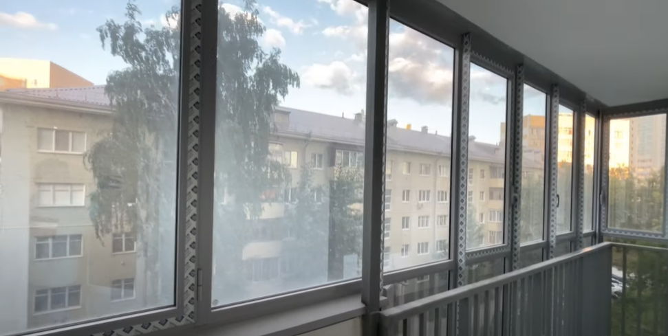 Холодное остекление балкона